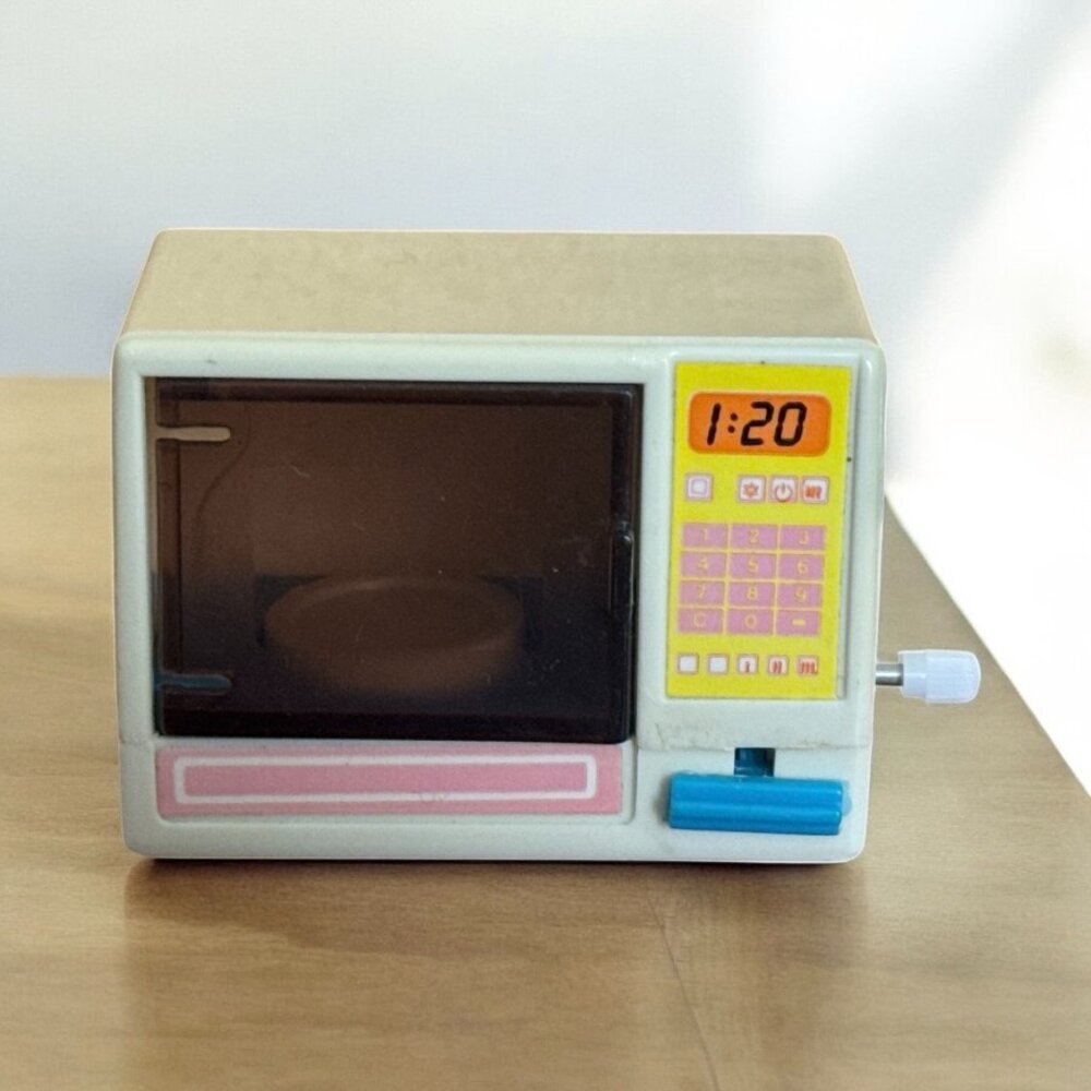 Vintage 1988 Barbie Wind Up Microwave by Mattel